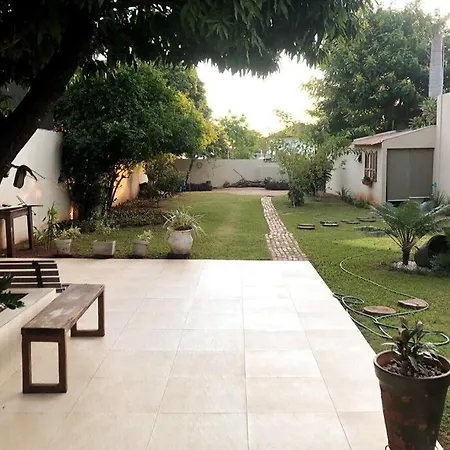 Casa Em Regiao Nobre Com Area Gourmet E Jacuzzi Villa Campo Grande  Exterior photo