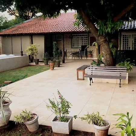 Casa Em Regiao Nobre Com Area Gourmet E Jacuzzi Villa Campo Grande  Exterior photo