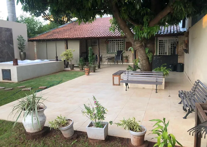 Casa Em Regiao Nobre Com Area Gourmet E Jacuzzi