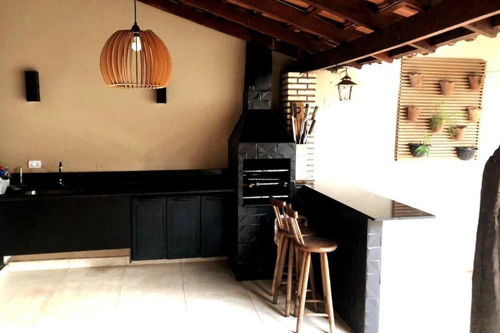 Casa Em Regiao Nobre Com Area Gourmet E Jacuzzi
